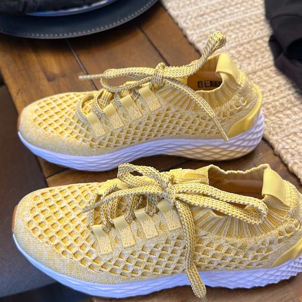 NOBULL Knit Runners Women’s Size 6